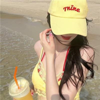 飘扬的红领巾